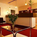 Hostel Ostel - Ddr *