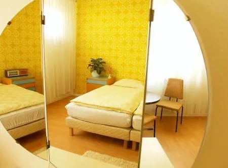 Ostel - Ddr * Berlin