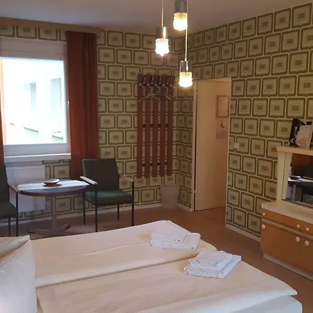 Ostel - Ddr Auberge de jeunesse Berlin