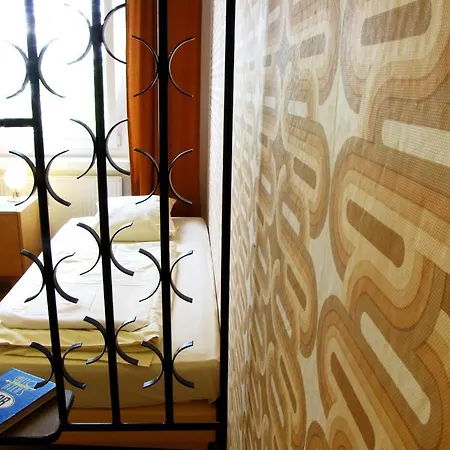 Ostel - Ddr Hostel Βερολίνο